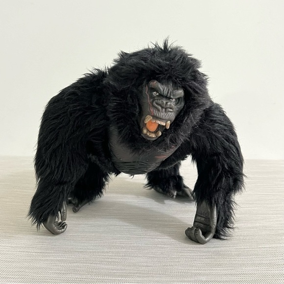 Universal Studios 2005 KING KONG Toy w/ Roaring Sound By Playmates Toys Tested - Picture 5 of 15